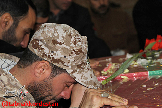 تشییع پیکر 20 شهید گمنام دفاع مقدس در سنندج+تصاویر