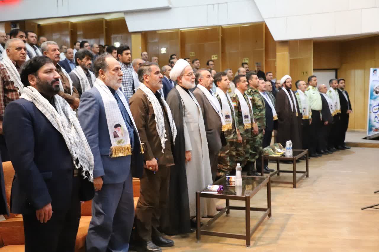 نهال مقدس انقلاب اسلامی با خون شهدا به درخت تنومند تبدیل شد