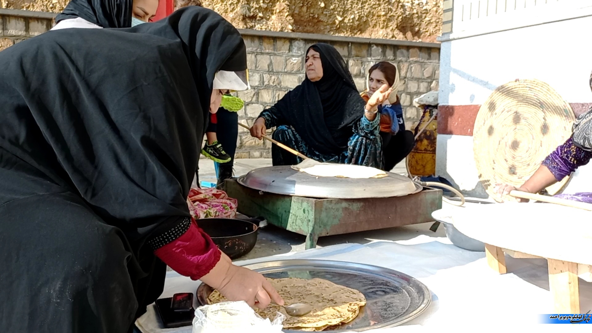 میزبانی دبستان انقلاب لنده از جشنواره بومی و محلی+فیلم