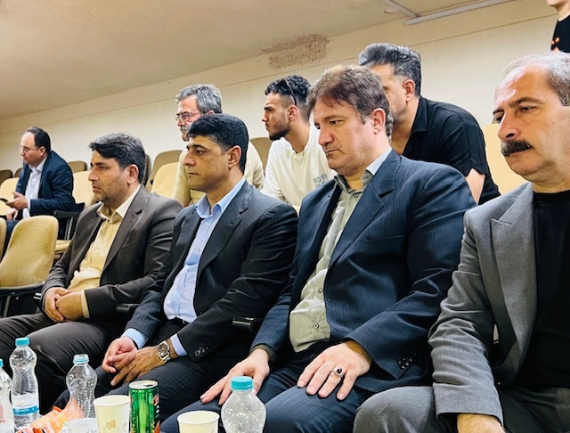 بازتاب جهانی حرکت نمادین استاندار کردستان در استقبال از تیم بسکتبال ارومیه بازتاب جهانی حرکت نمادین استاندار کردستان در استقبال از تیم بسکتبال ارومیه