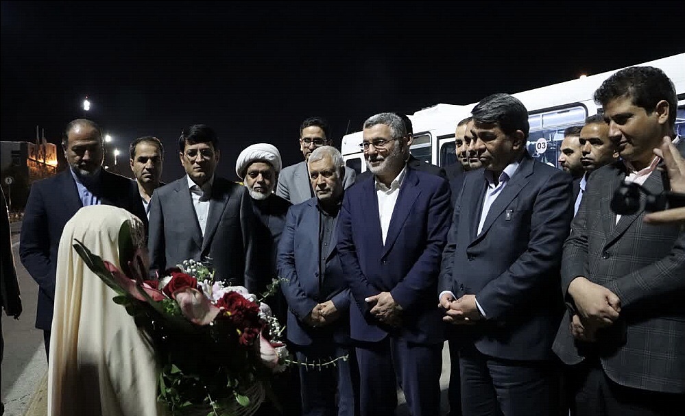 وزیر بهداشت وارد کرمان شد