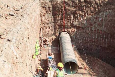 افتتاح پروژه آب و کلنگ‌زنی فاضلاب در خرمشهر