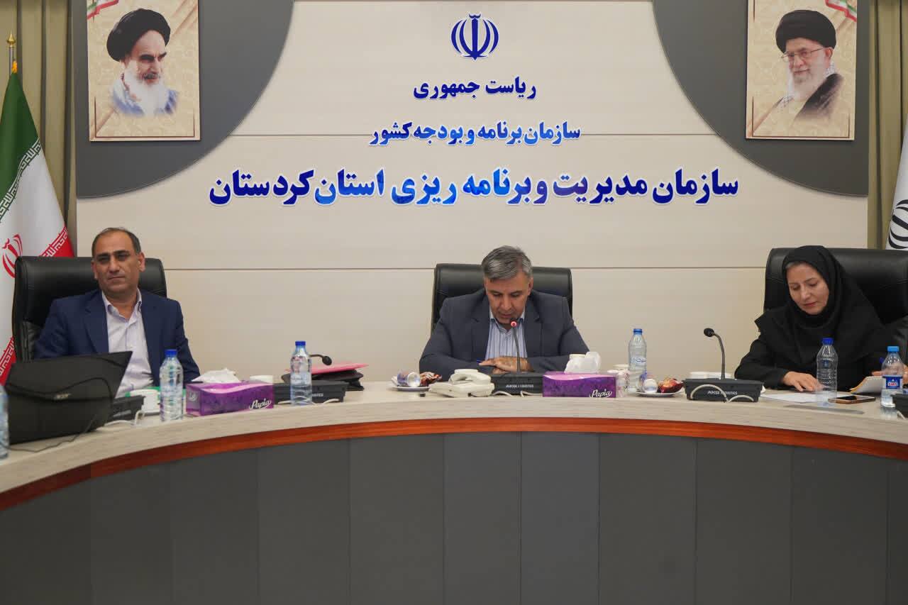 ۷۵ درصد معافیت مالیاتی کردستان مربوط به مودیان خرد است/ هیچ موضوع جاماندهای در درآمدهای استان نداریم ۷۵ درصد معافیت مالیاتی کردستان مربوط به مودیان خرد است/ هیچ موضوع جاماندهای در درآمدهای استان نداریم