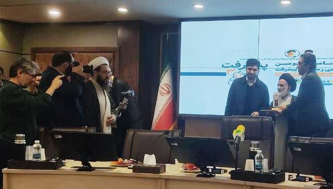 درخشش کارمند جهاد کشاورزی کردستان در جشنواره سراسری رسانهای پیشرفت درخشش کارمند جهاد کشاورزی کردستان در جشنواره سراسری رسانهای پیشرفت