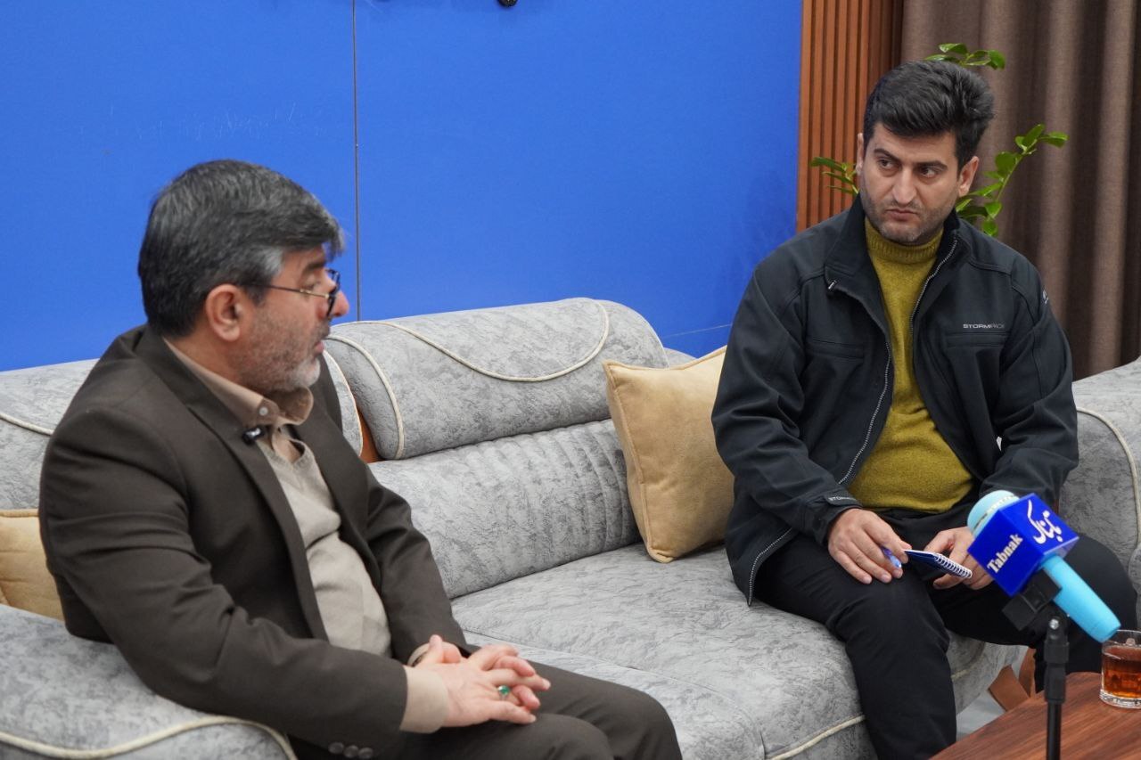 رشد ۱۰۶ درصدی درآمد گمرکات استان در سال جاری/ سهم کردستان از ترانزیت ملی ۱۴ درصد است رشد ۱۰۶ درصدی درآمد گمرکات استان در سال جاری/ سهم کردستان از ترانزیت ملی ۱۴ درصد است