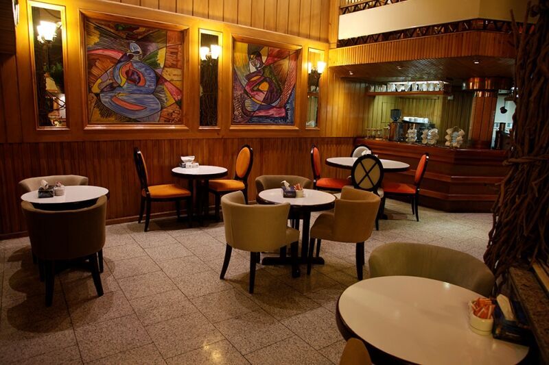 لطفا شف، کافه من یا باریستا باشید/ کافه‌ها روز‌ها متولد می‌شوند و شب‌ها می‌میرند